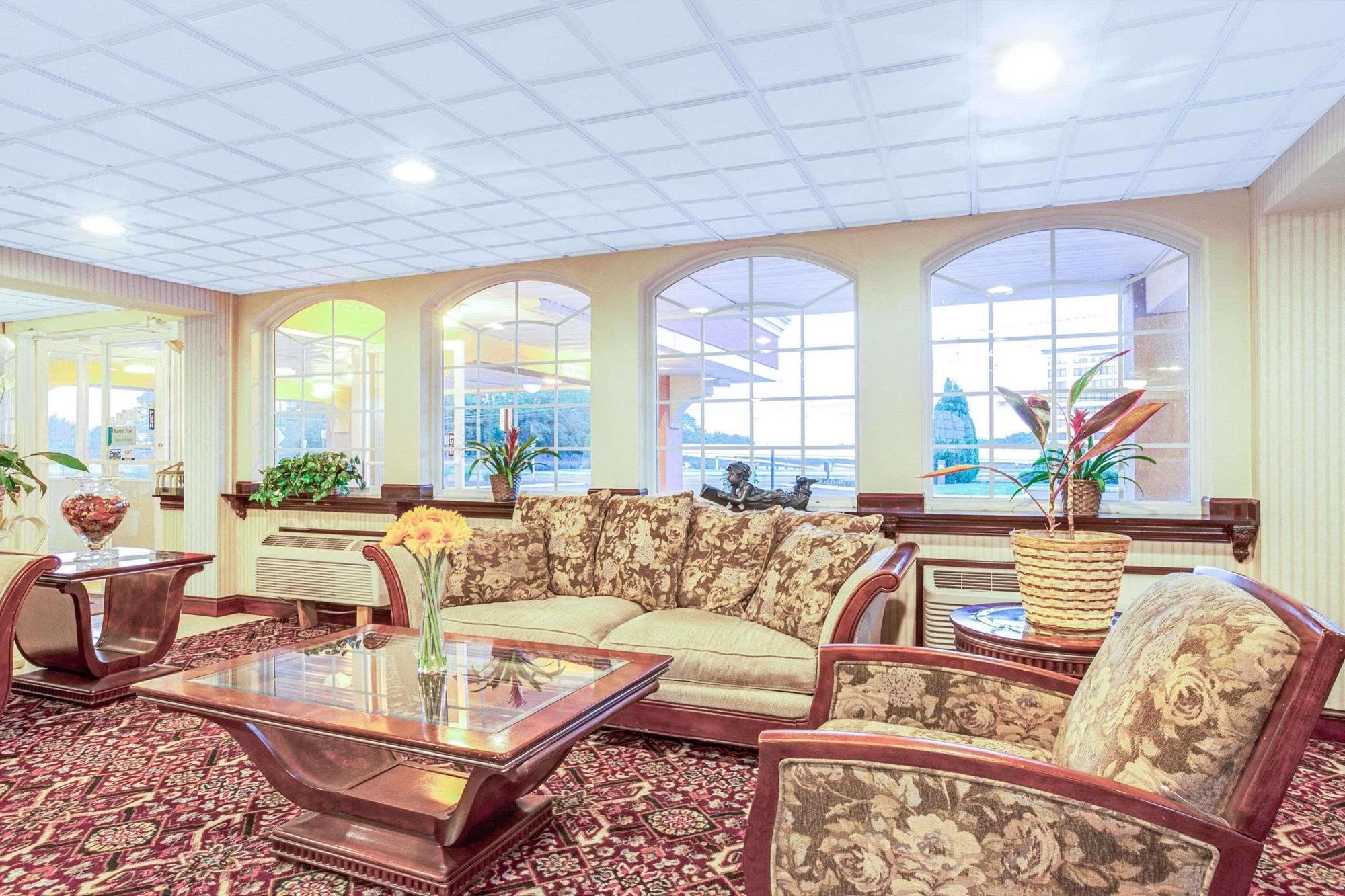 Knights Inn Mount Laurel Exterior photo